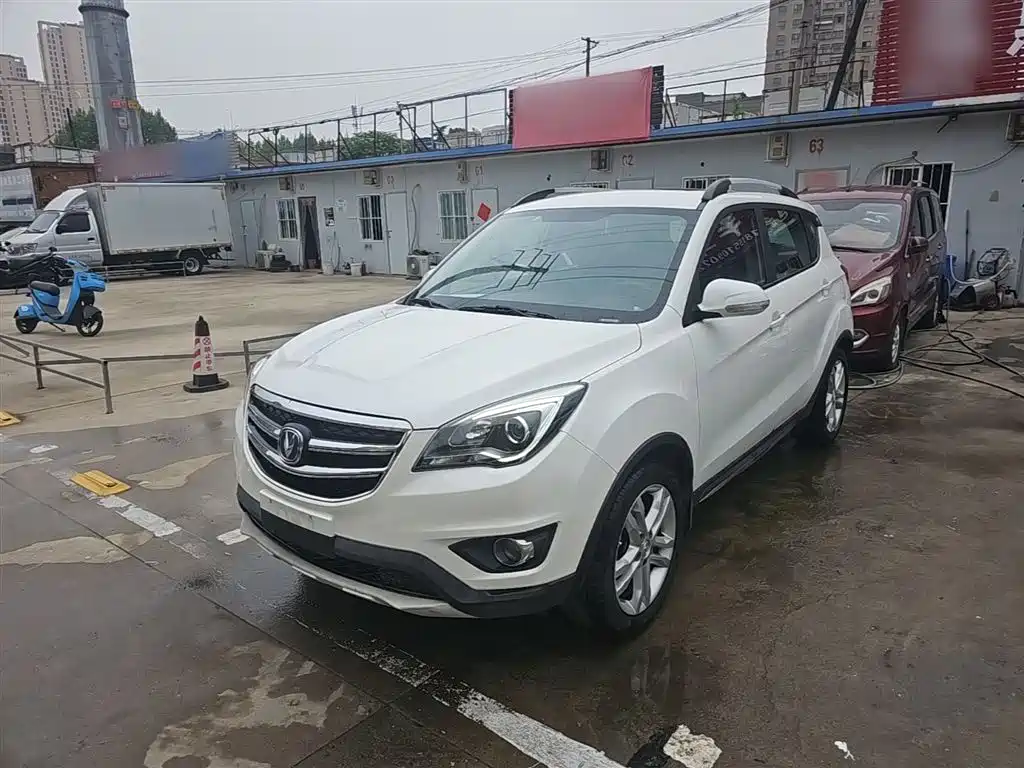 Changan CS35 2018 — фото 2