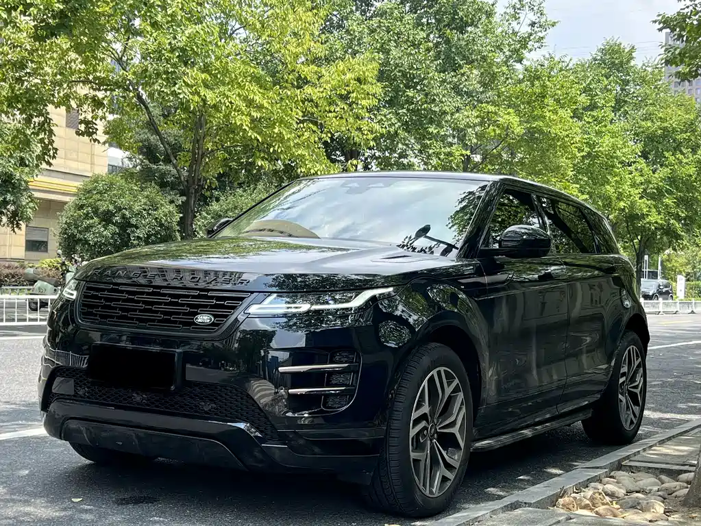 Land Rover Range Rover Evoque 2026 — фото 1