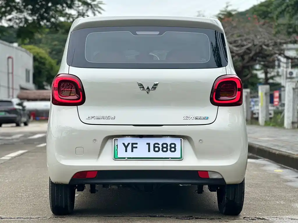 Wuling Hongguang MINIEV 2025