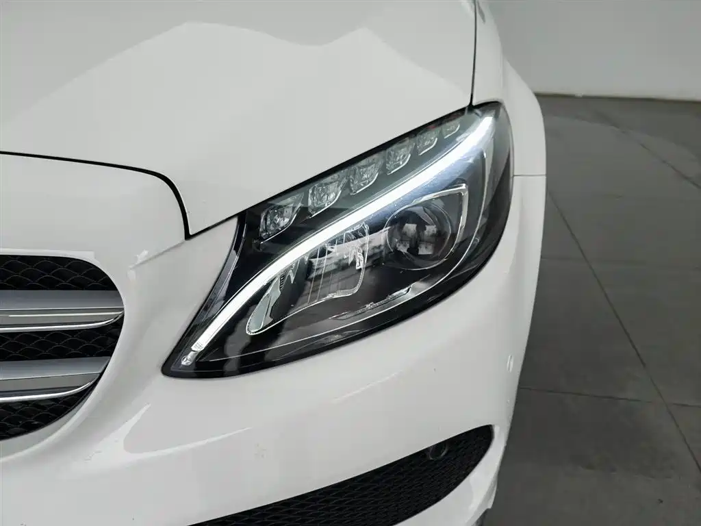 Mercedes-Benz C-Class 2018 — фото 7