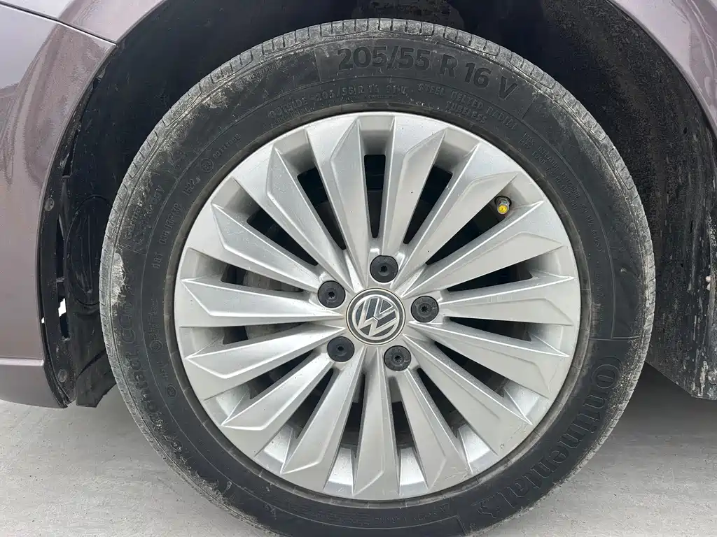Volkswagen Lavida 2019 — фото 17