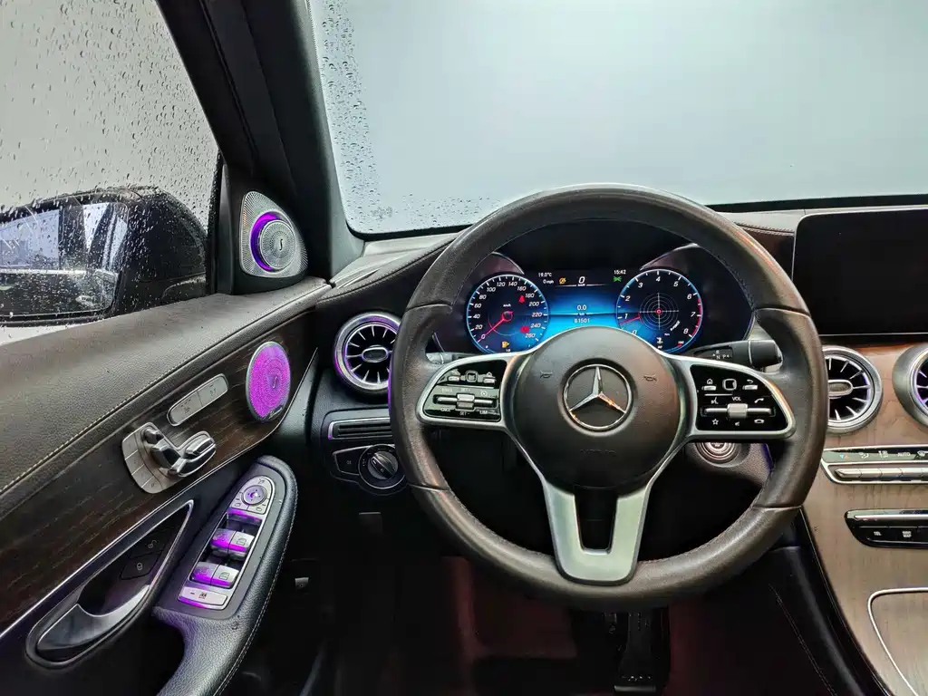 Mercedes-Benz GLC 2021 — фото 9