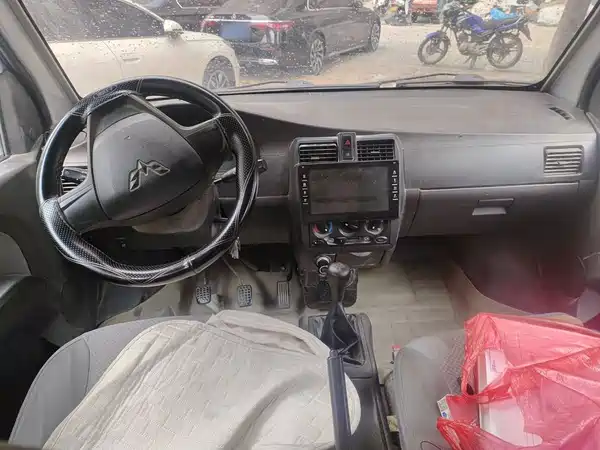 Wuling Rongguang 2021