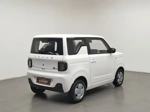 Geely Galaxy Panda 2024