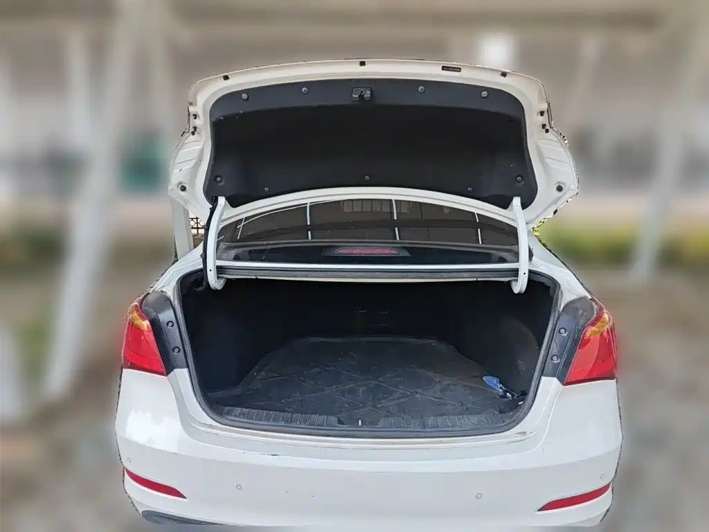 Hyundai Mistra 2016 — фото 15