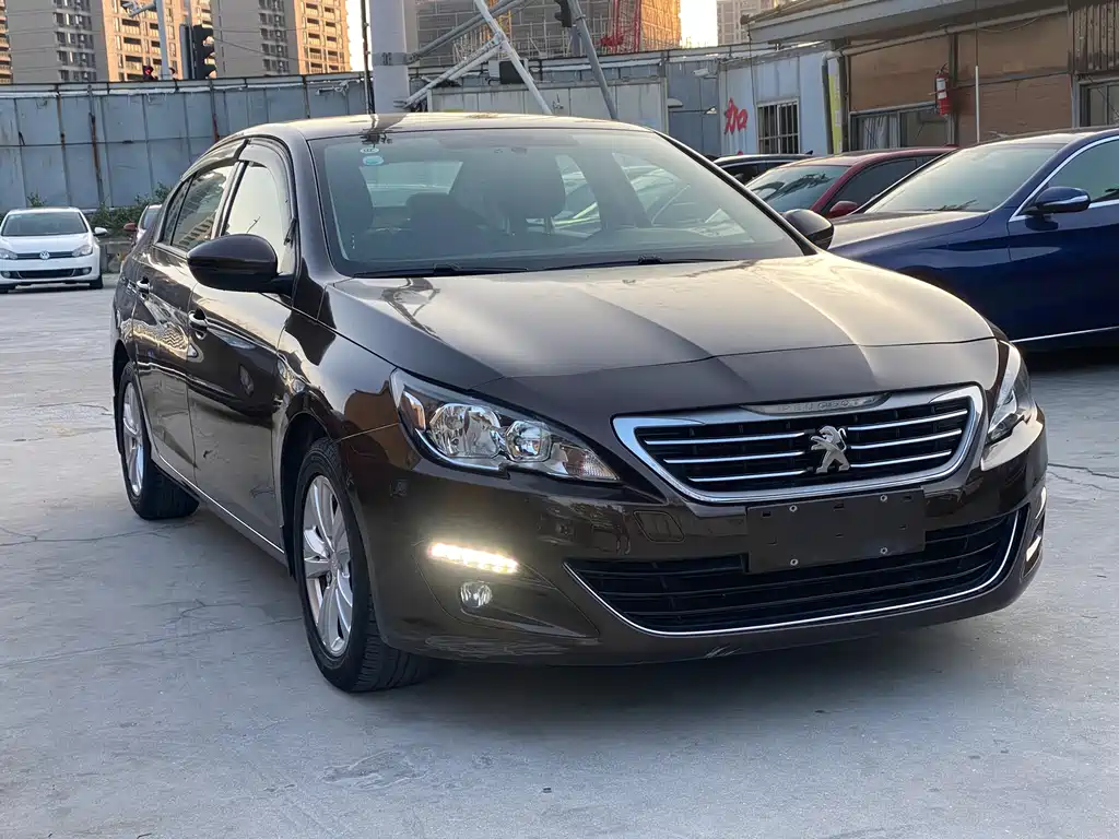 Peugeot 408 2015 — фото 3