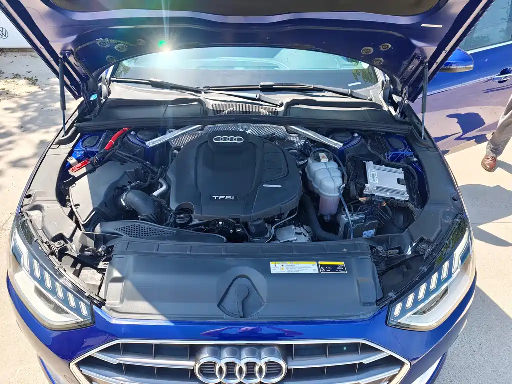 Audi A4L 2020