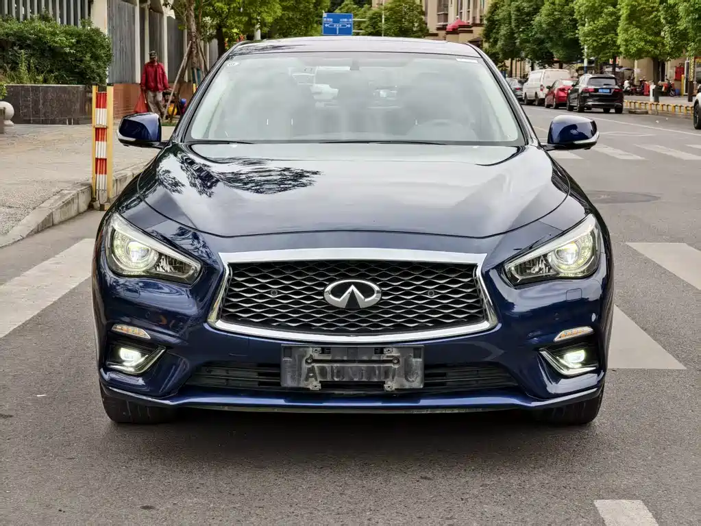 Infiniti Q50L 2019 — фото 2