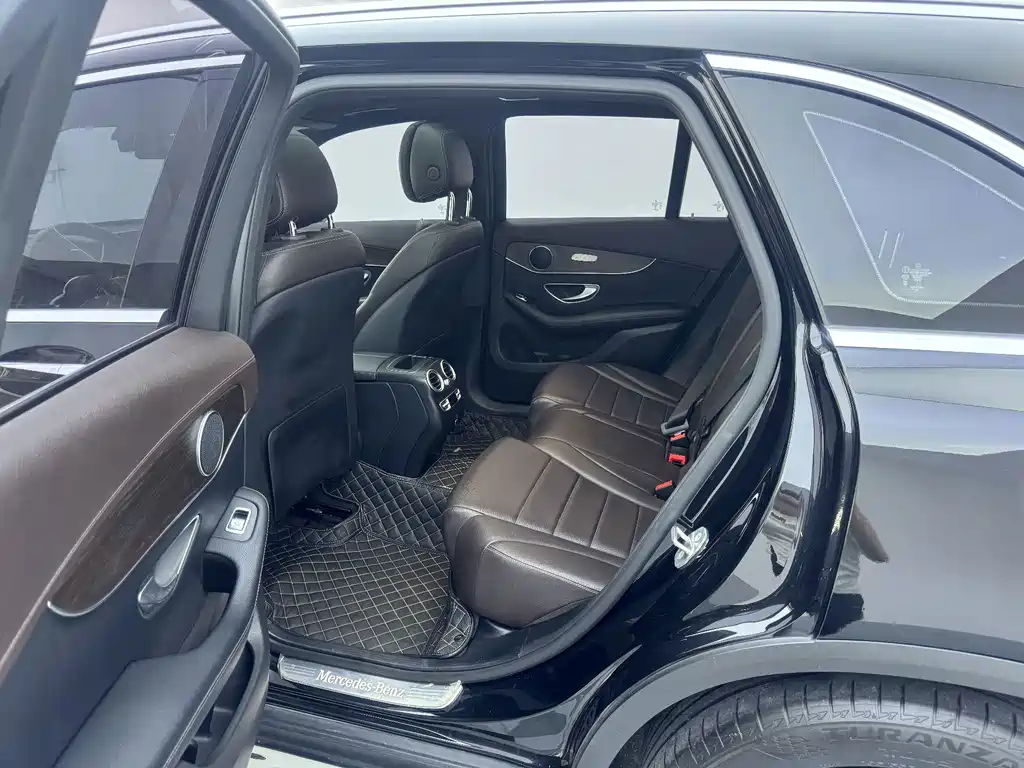 Mercedes-Benz GLC 2022