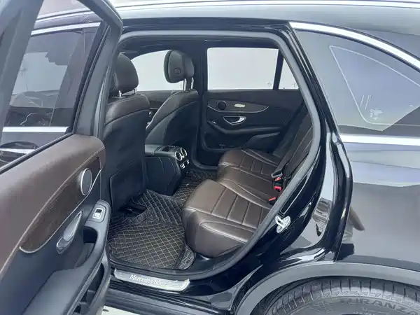Mercedes-Benz GLC 2022