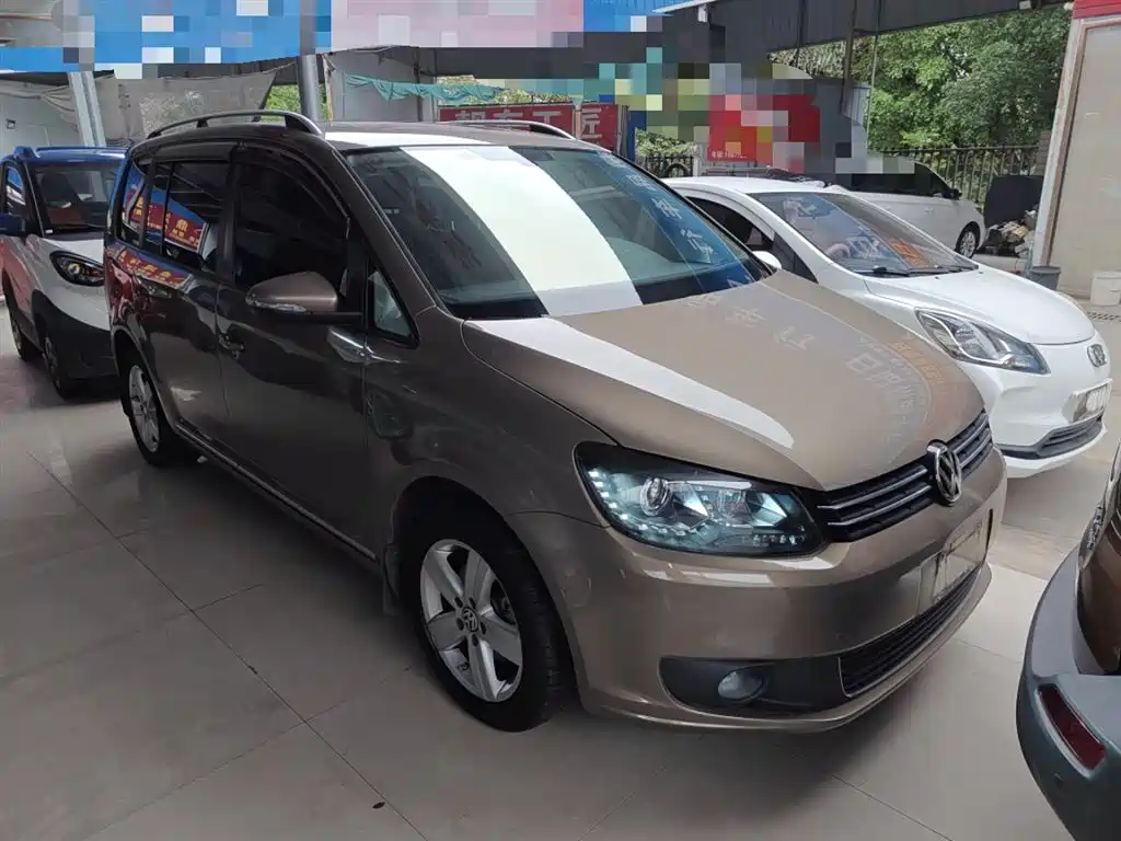 Volkswagen Touran 2016 — фото 4