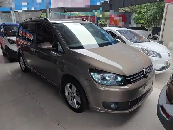 Volkswagen Touran 2016