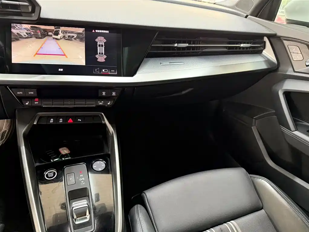 Audi A3 2023 — фото 12