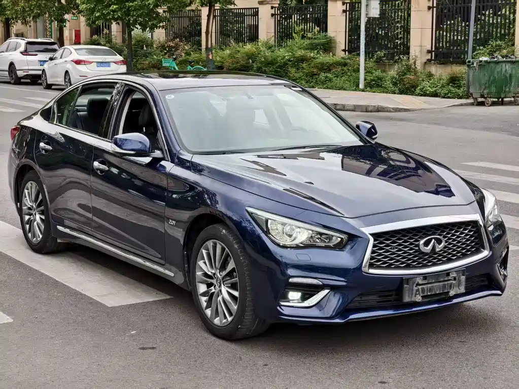 Infiniti Q50L 2019 — фото 14