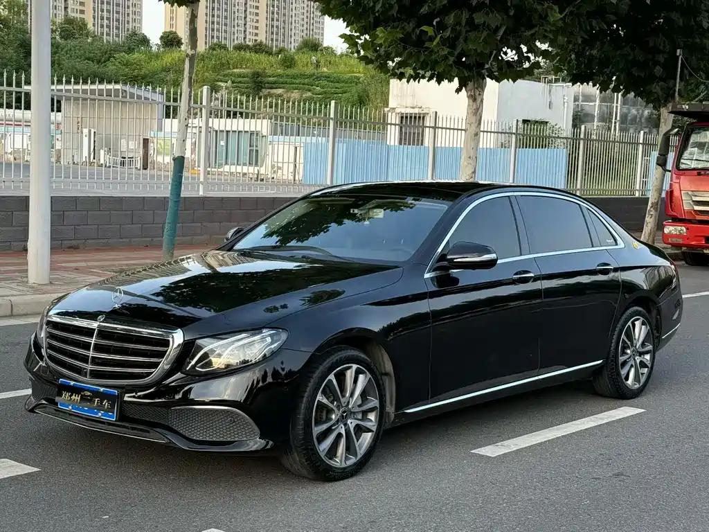 Mercedes-Benz E-Class 2018 — фото 1