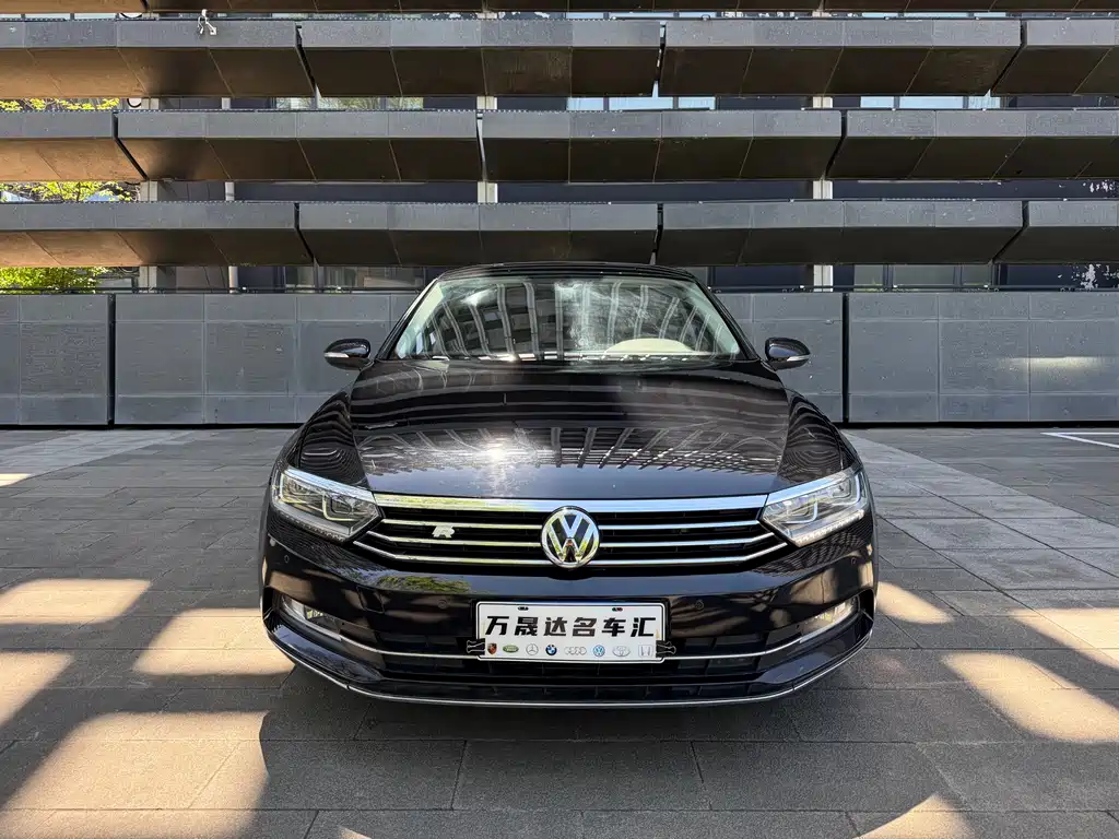 Volkswagen Magotan 2017 — фото 2
