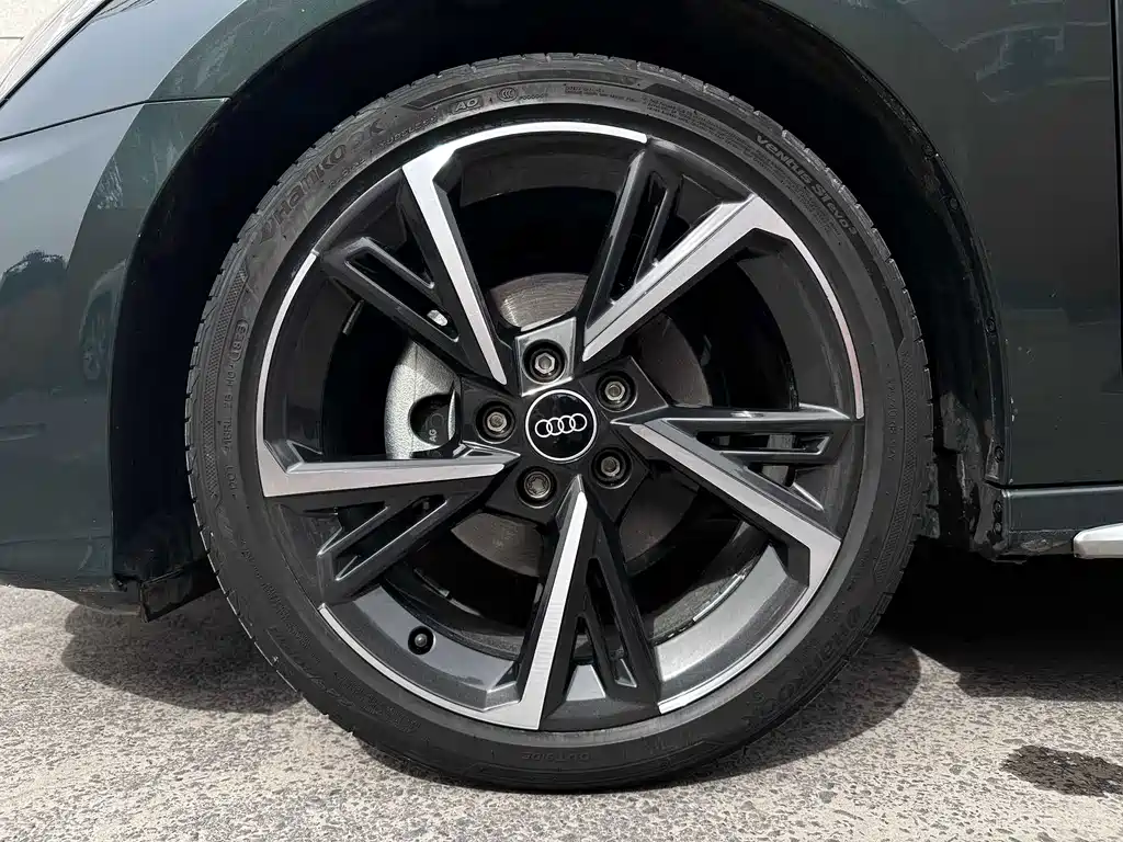 Audi A3 2023 — фото 11