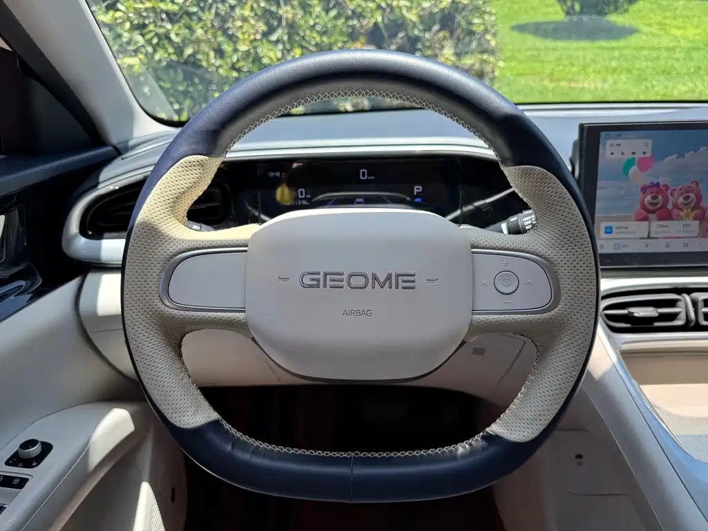 Geely Galaxy Starwish 2025 — фото 19