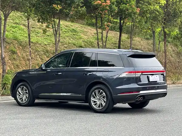 Lincoln Aviator 2021