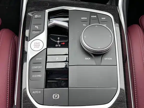 BMW 3 Series 2023