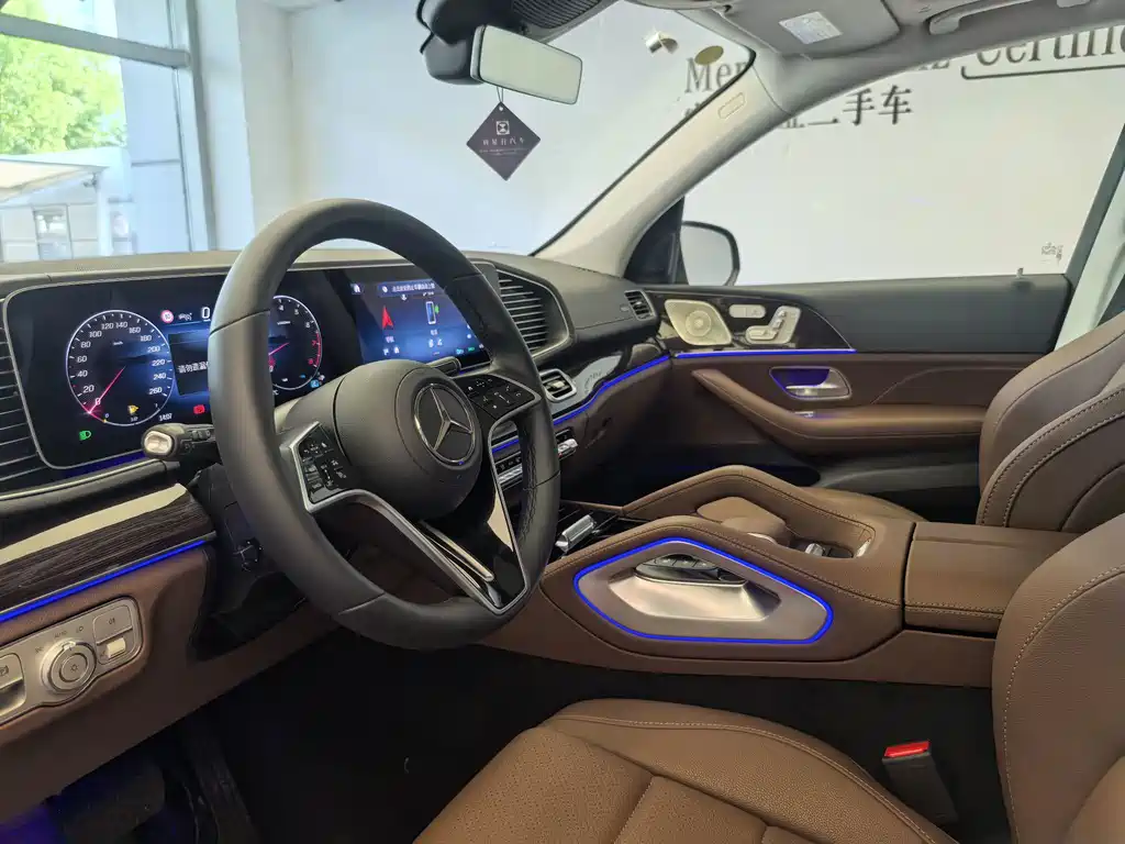 Mercedes-Benz GLE 2026 — фото 15