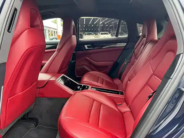 Porsche Panamera 2020
