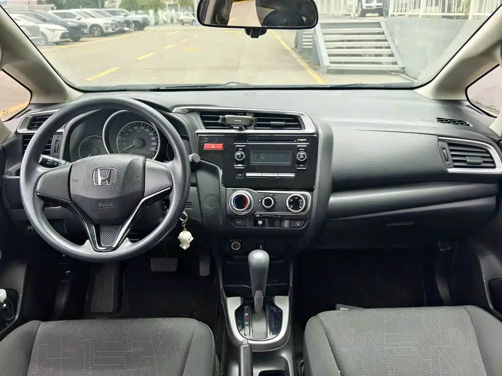 Honda Fit 2017 — фото 16