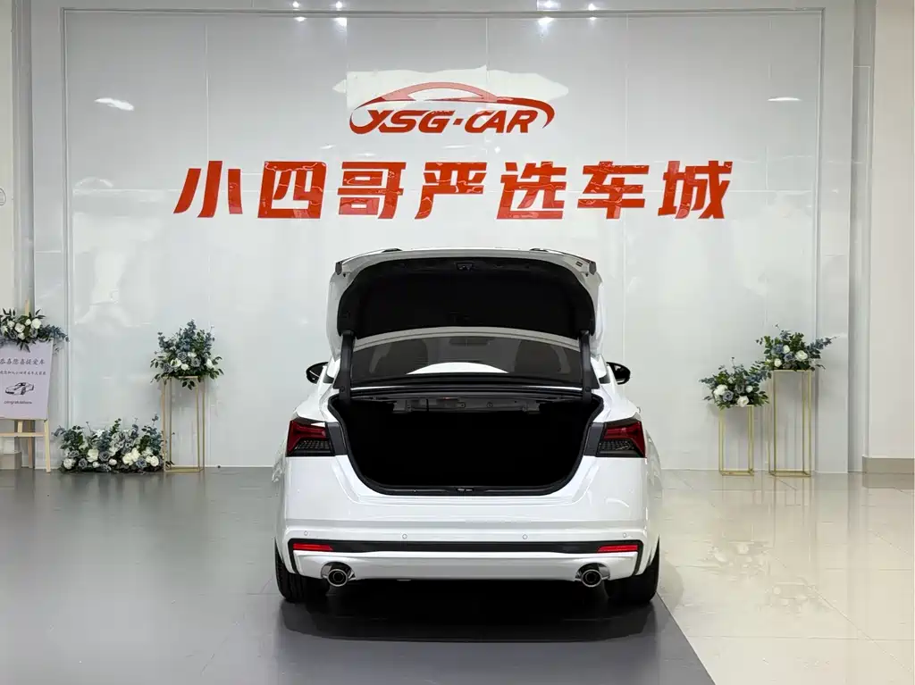 Nissan Teana 2024