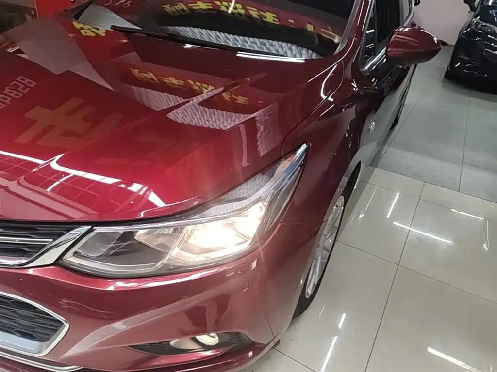 Chevrolet Cruze 2018 — фото 24