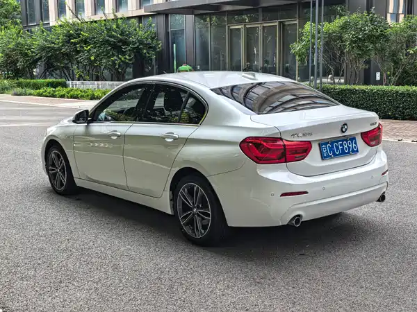 BMW 1 Series 2020