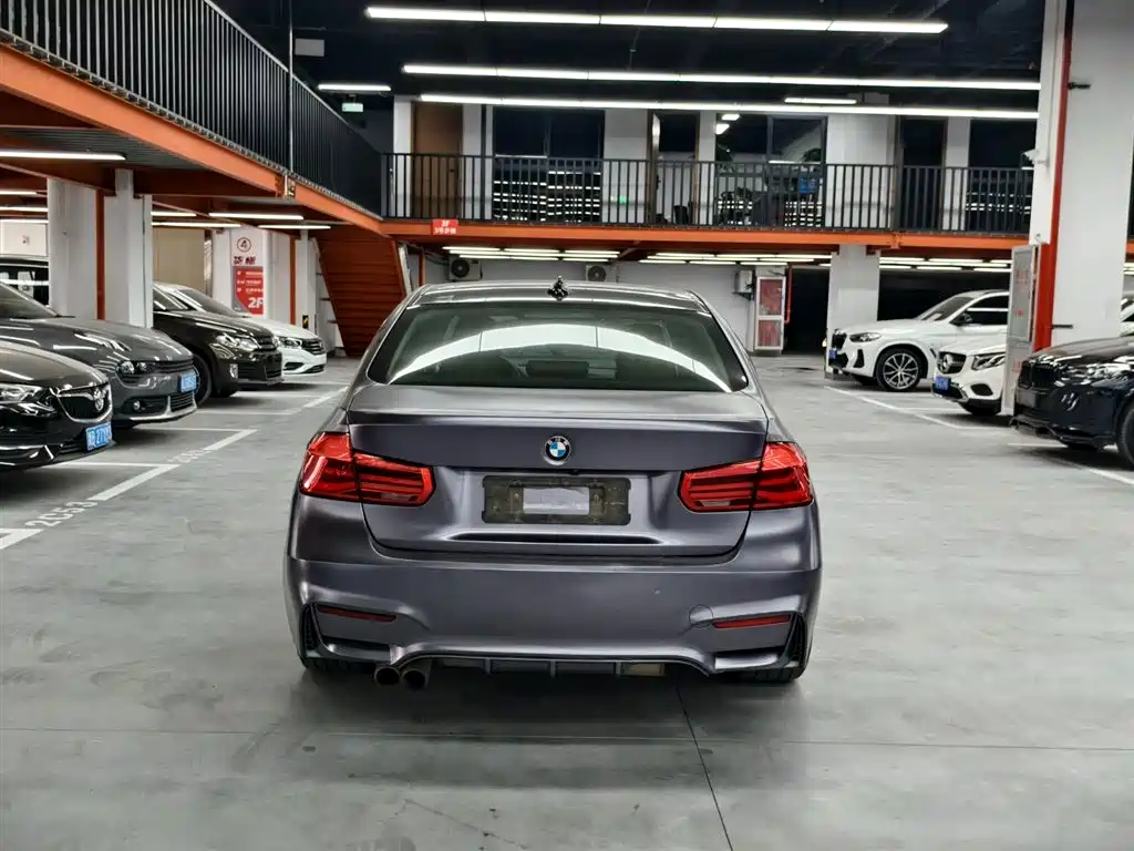BMW 3 Series 2019 — фото 15