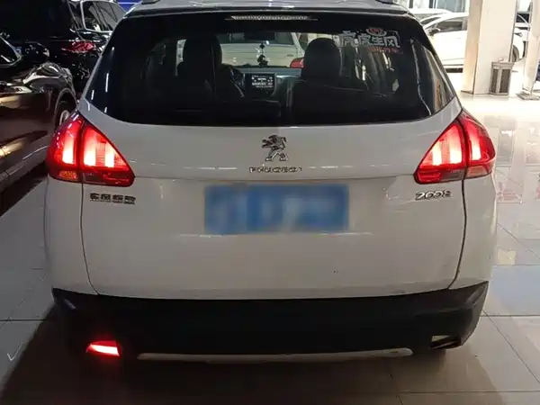 Peugeot 2008 2015