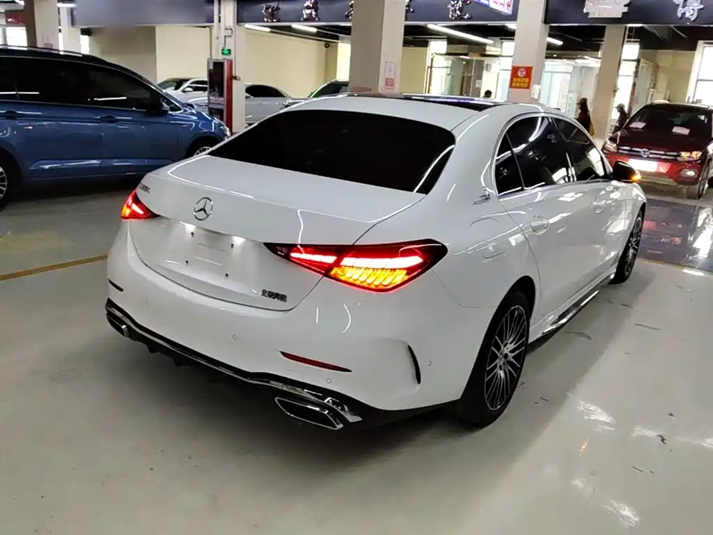 Mercedes-Benz C-Class 2022 — фото 7