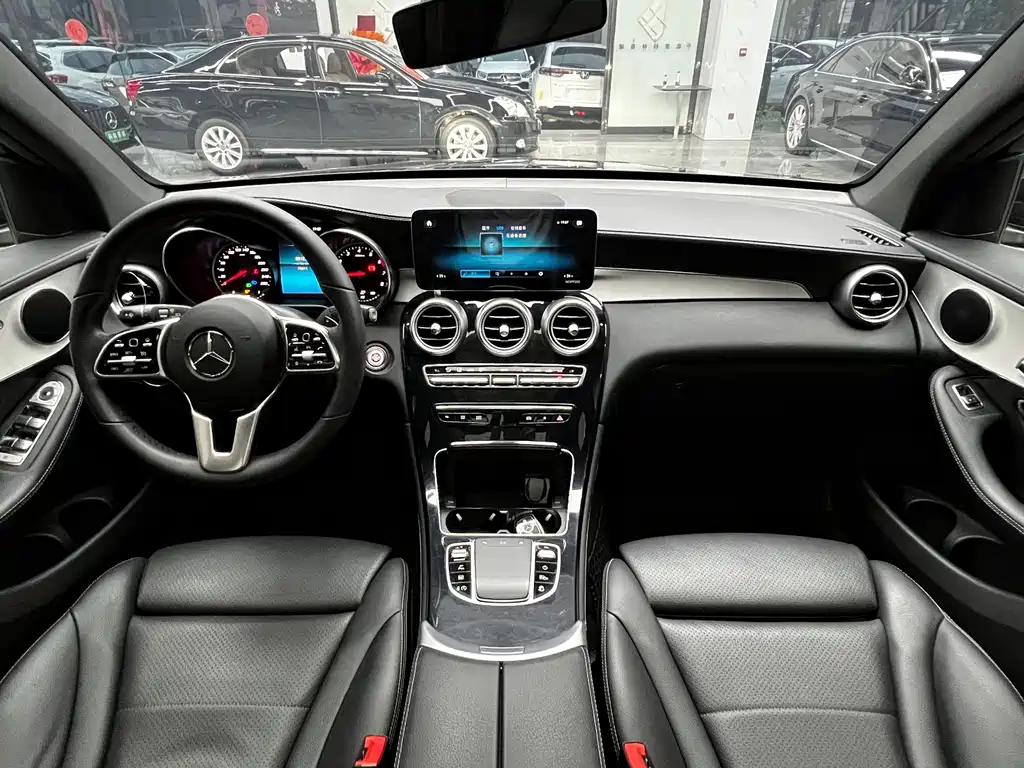 Mercedes-Benz GLC 2020 — фото 22