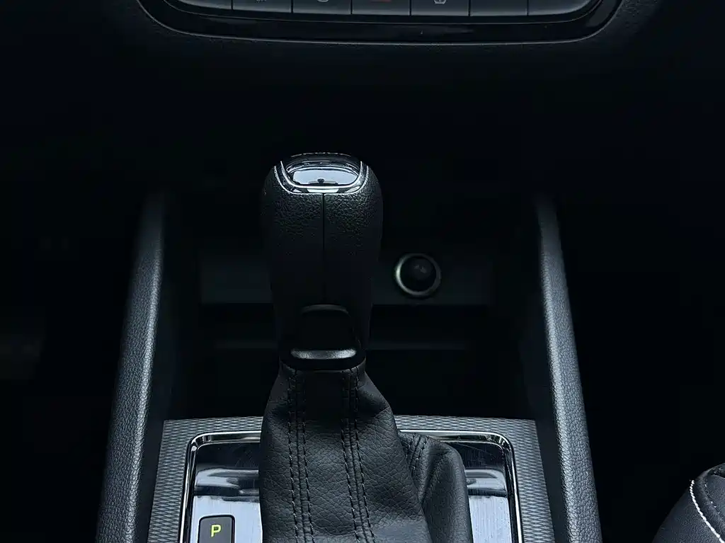 Skoda Kamiq 2022 — фото 15