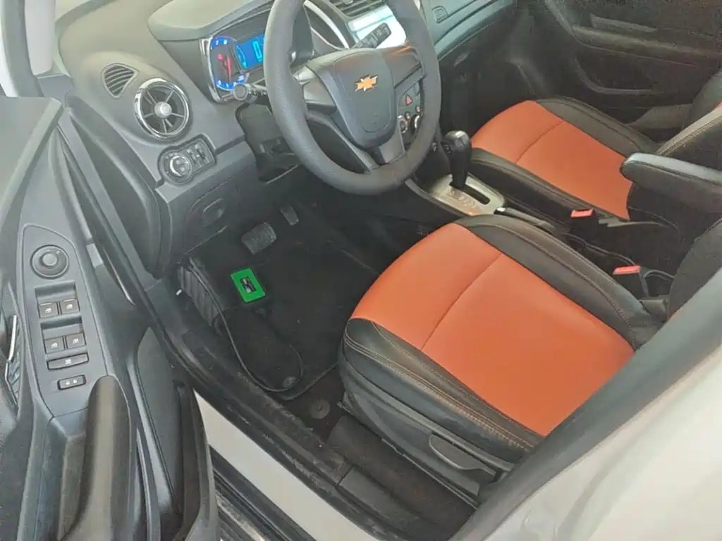 Chevrolet Trax 2016 — фото 16