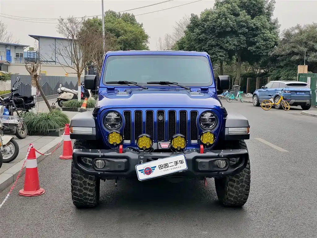 Jeep Wrangler 2019 — фото 2