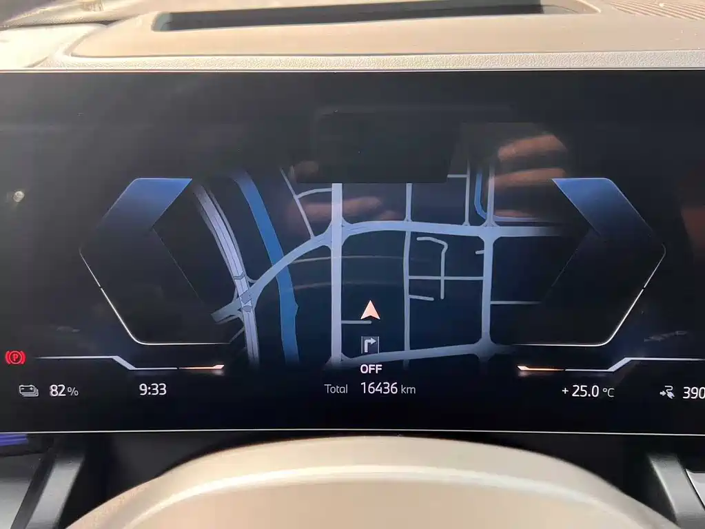 BMW i5 2025 — фото 17