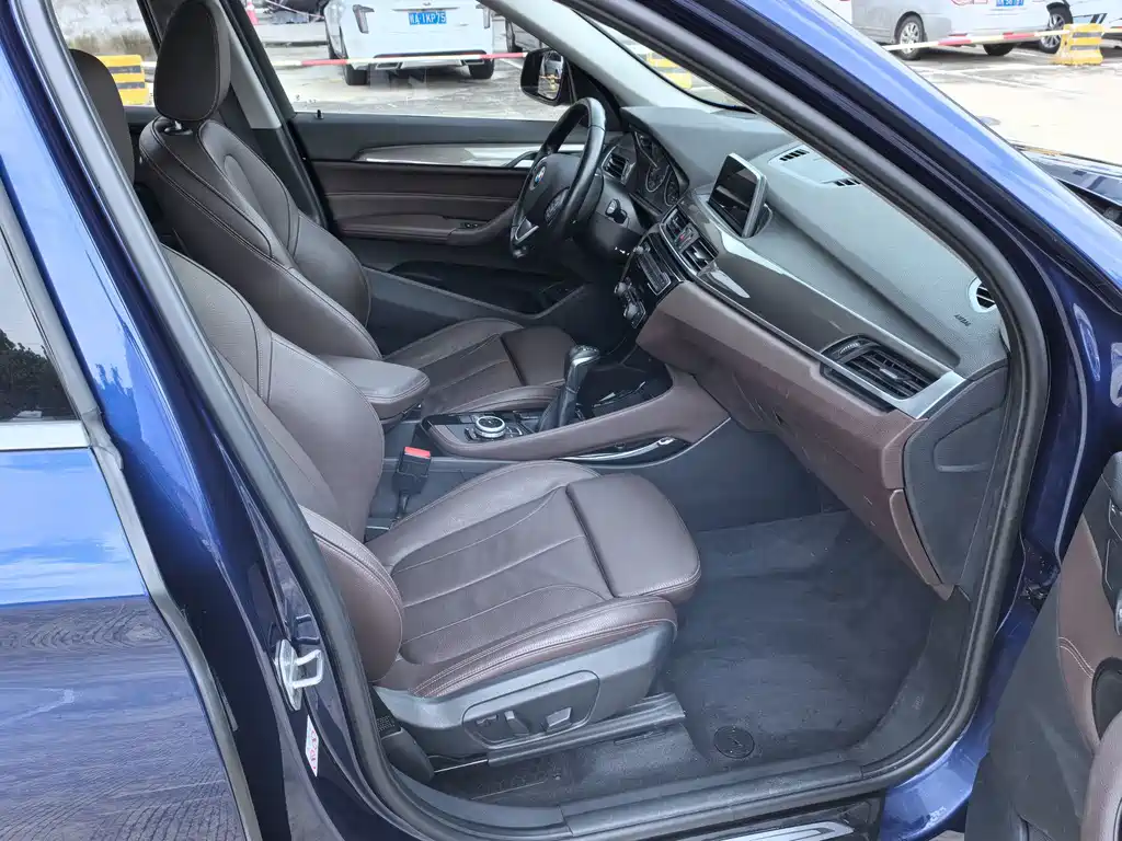 BMW X1 2017 — фото 10