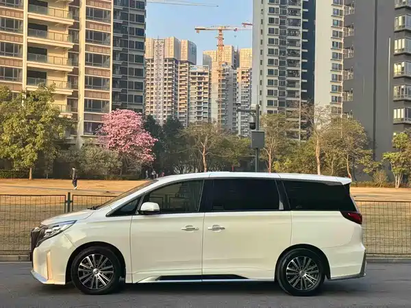 GAC Trumpchi M8 2021