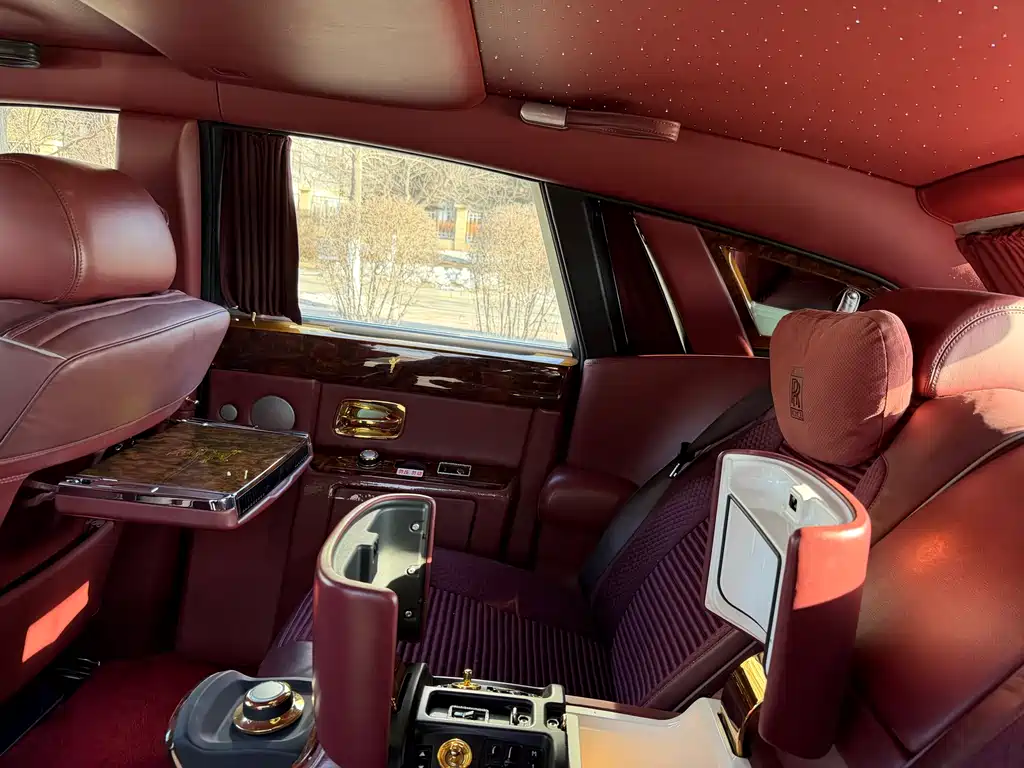 Rolls-Royce Phantom 2011 — фото 13