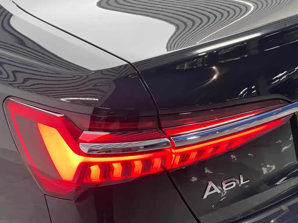 Audi A6L 2025 — фото 20