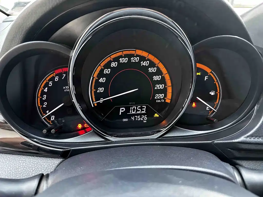 Toyota Yaris L 2022 — фото 26