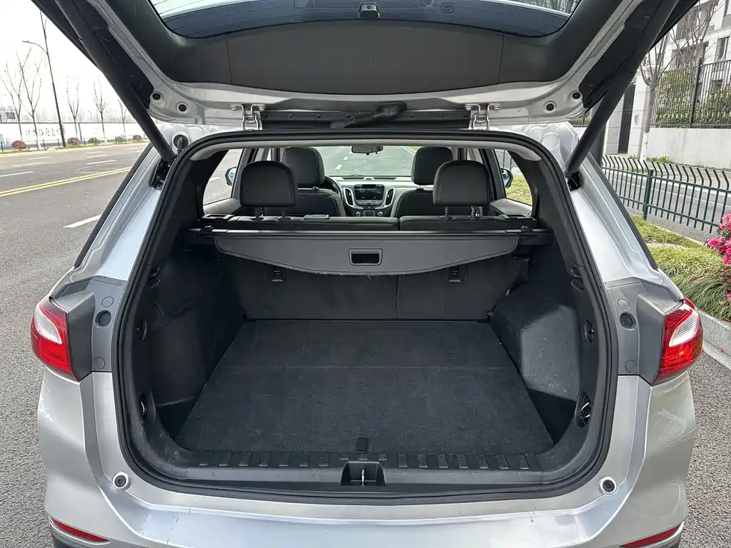Chevrolet Equinox 2020 — фото 21