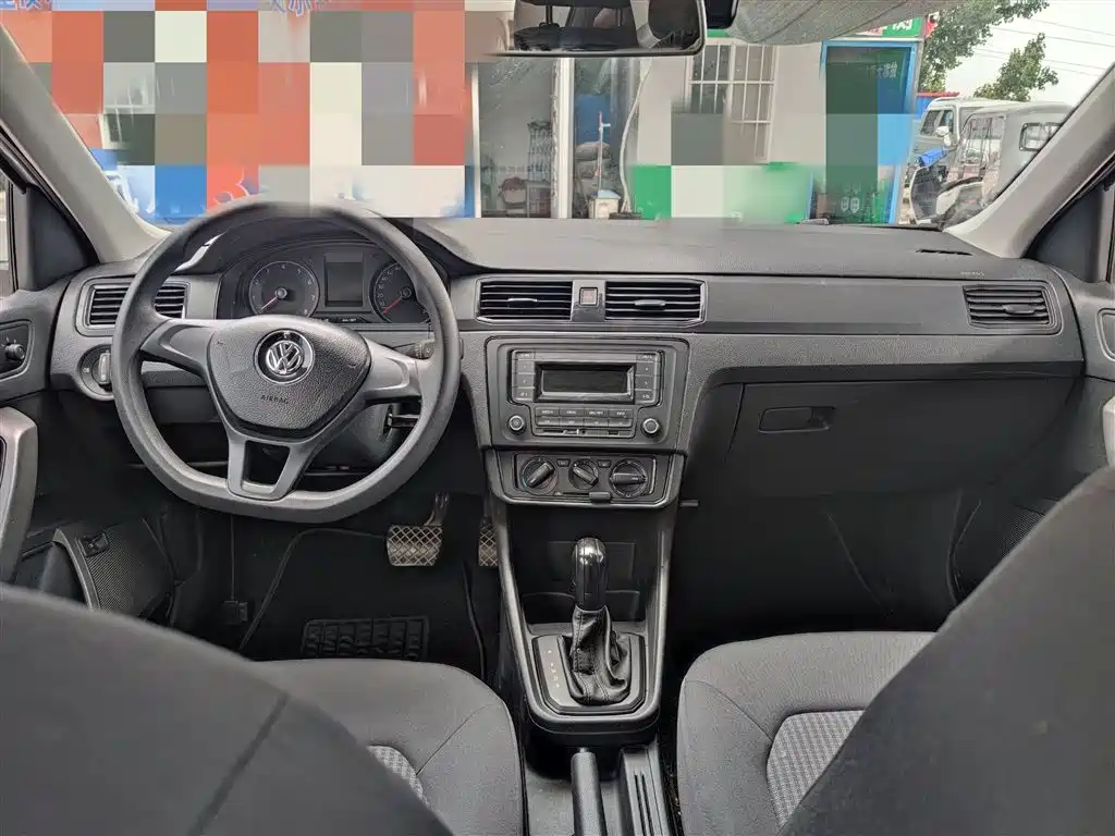 Volkswagen Santana 2018 — фото 14