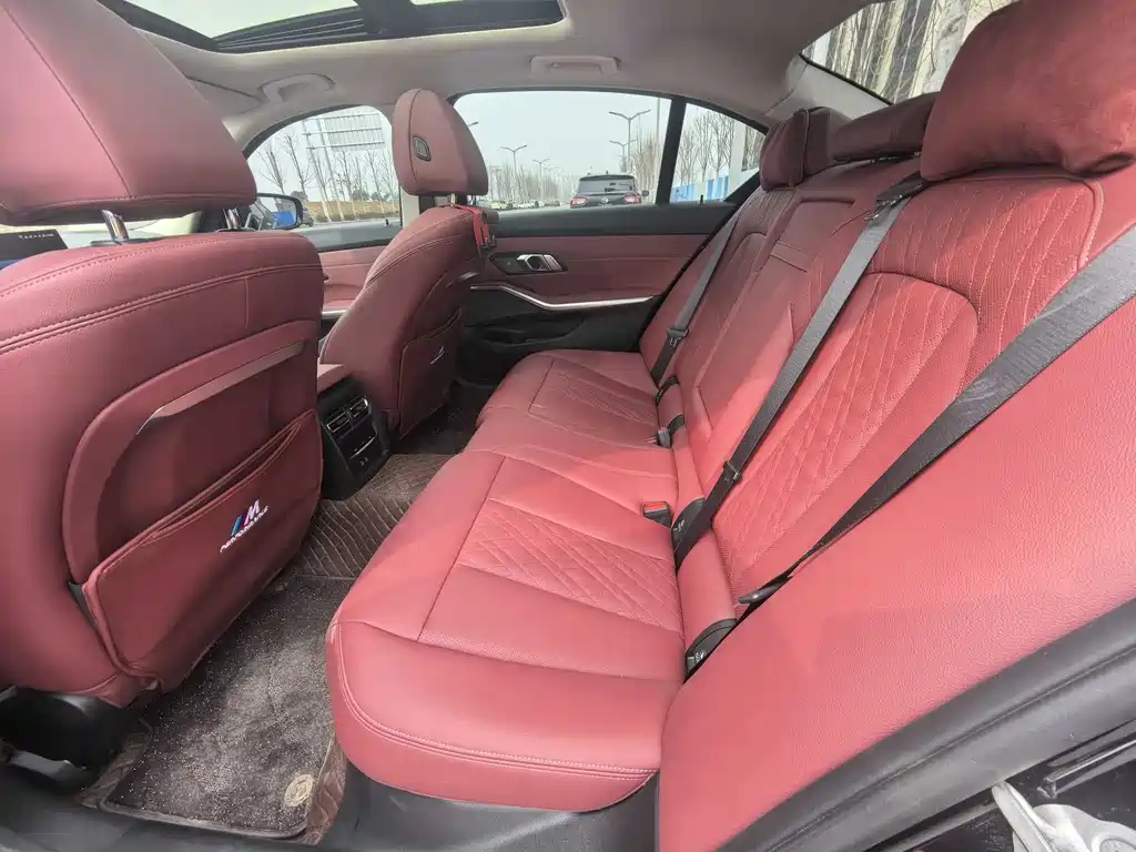 BMW 3 Series 2025
