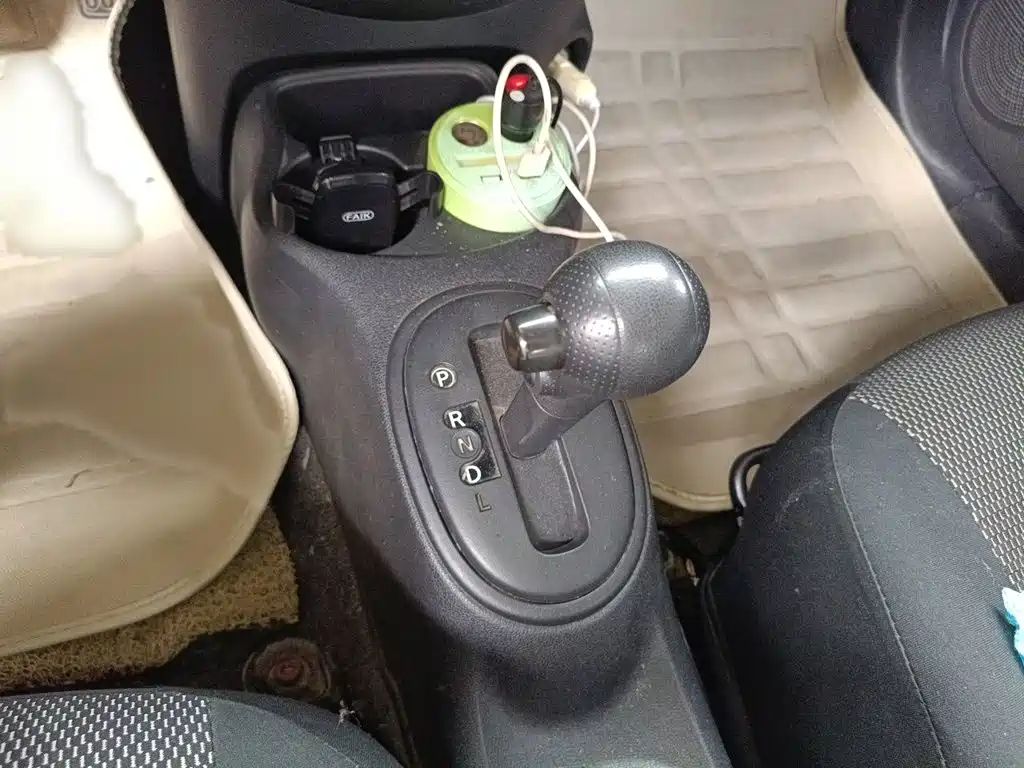 Nissan Sunny 2016