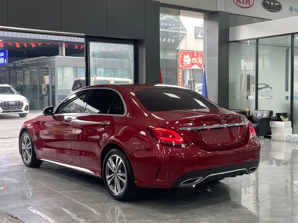 Mercedes-Benz C-Class 2020 — фото 13
