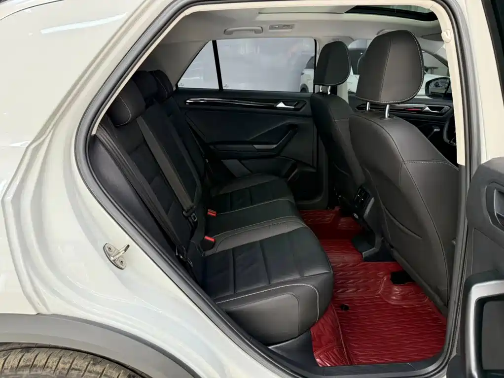 Volkswagen T-Roc 2022 — фото 22