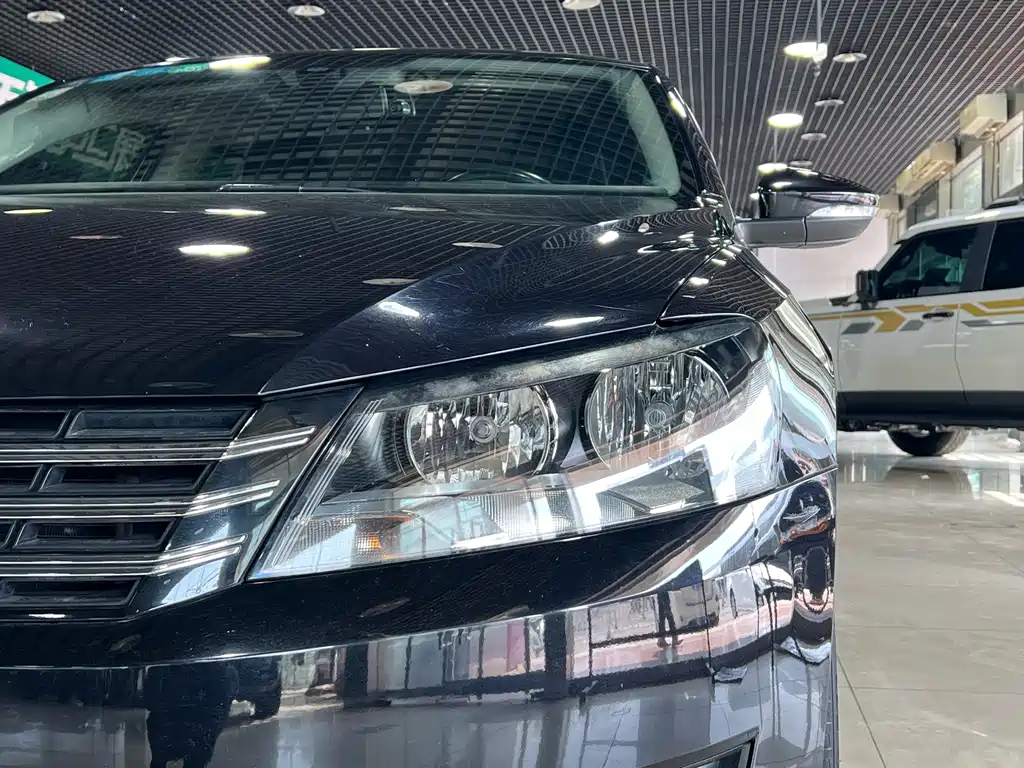 Volkswagen Passat 2015 — фото 8